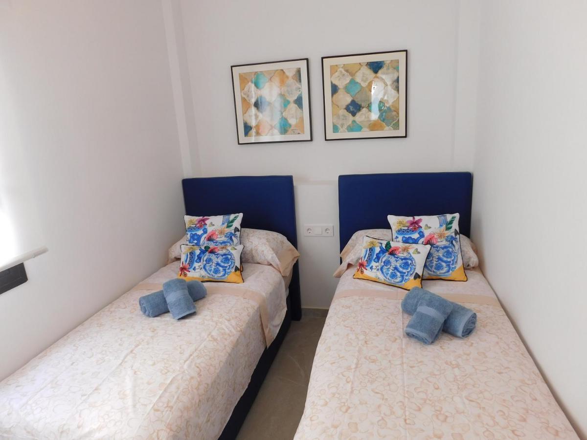 Modern And Cosy Apartment Close To The Beach Torrevieja Exterior foto