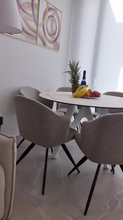 Modern And Cosy Apartment Close To The Beach Torrevieja Exterior foto