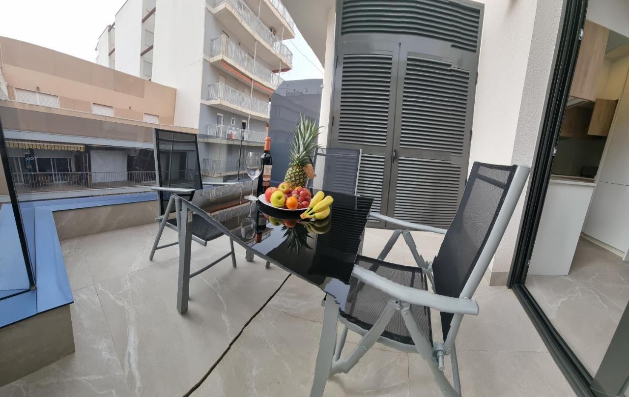 Modern And Cosy Apartment Close To The Beach Torrevieja Exterior foto